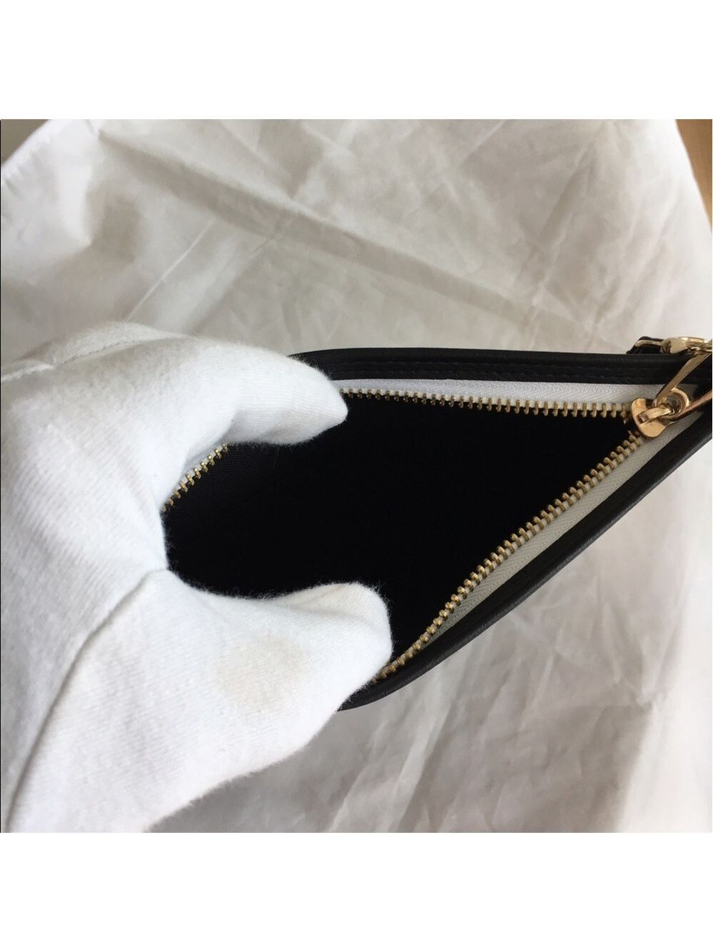 HATER cosmetic pouch. - Picture 4 of 4